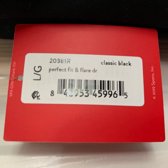 SPANX Little Black Dress: Crewneck A-Line Back Zip Knee Length Stretchy L - Picture 3 of 11